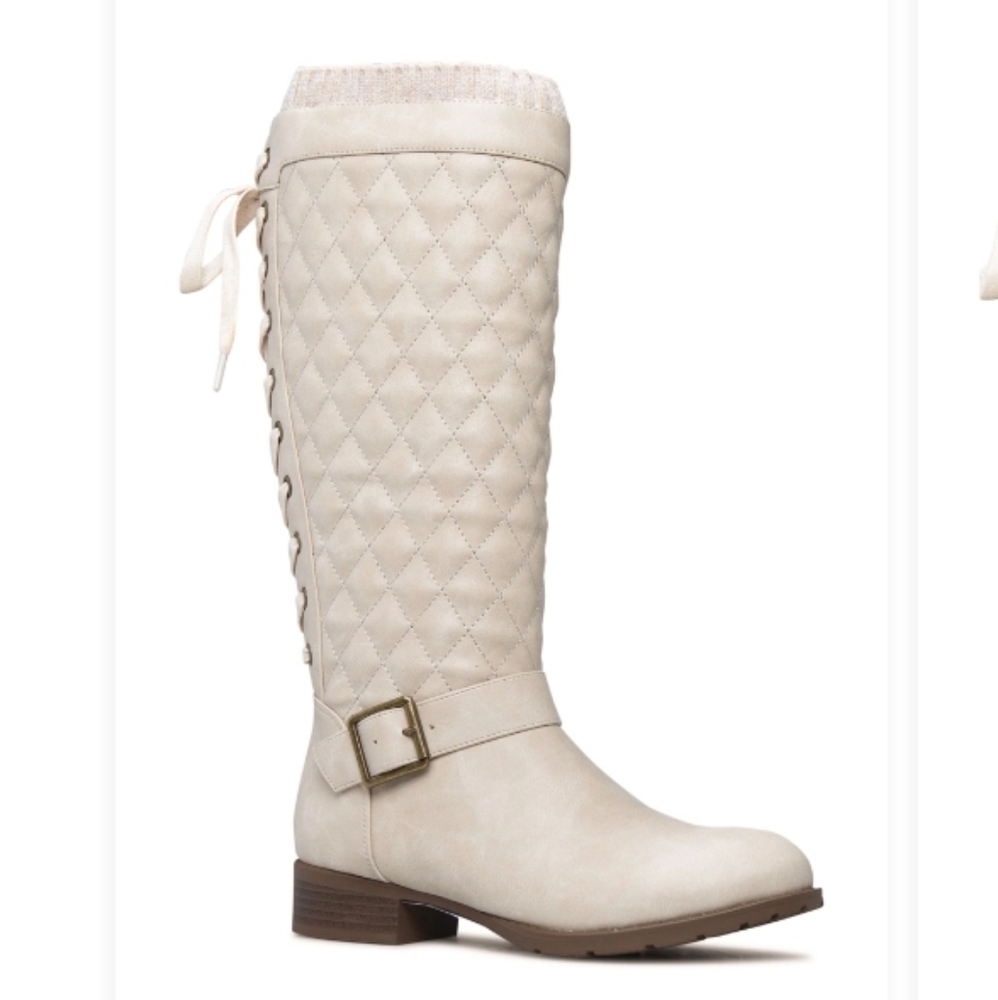 Boots - Picture 2 of 3